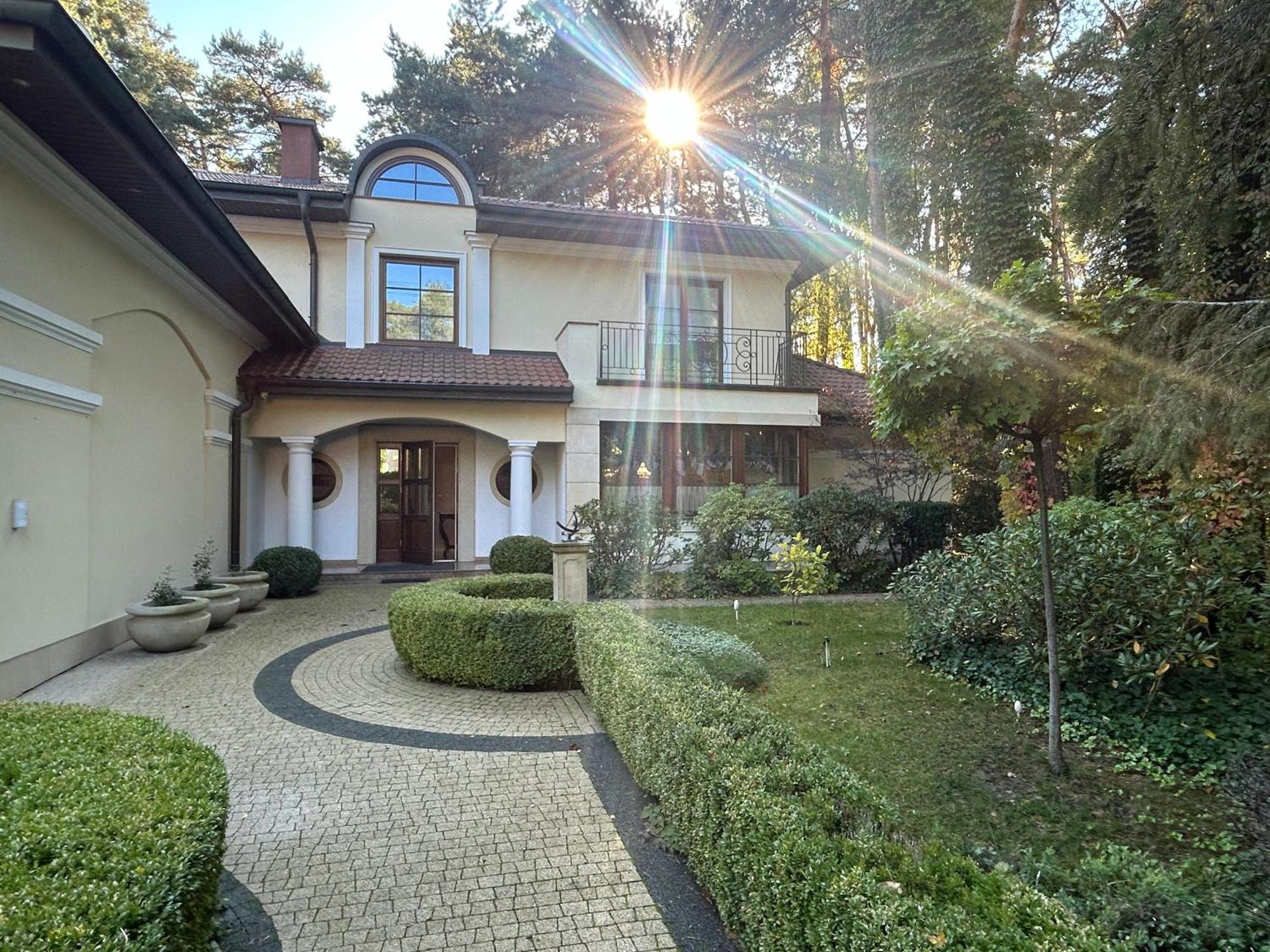 Luxury Villa Indoor Pool Warsaw Magdalenka エクステリア 写真